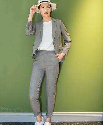 西装展示